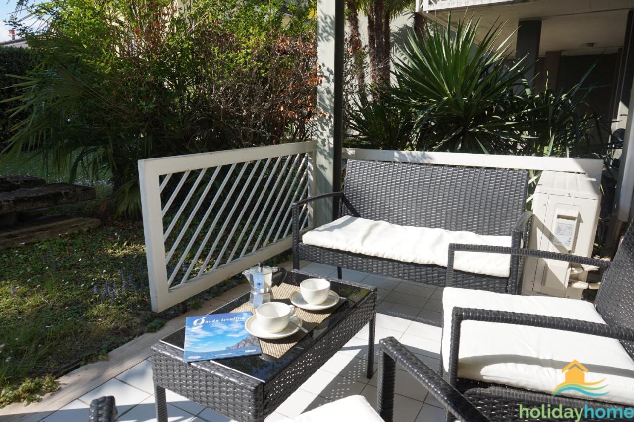 Green Relax Apartment Riva del Garda Exterior photo